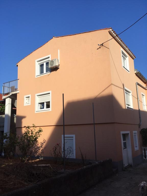 Centre Apartment Božava エクステリア 写真